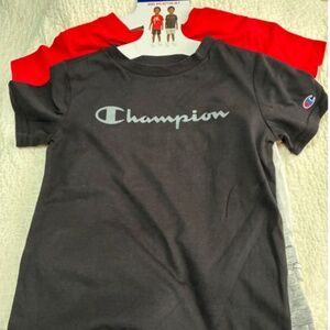 NWT Champion 4 piece set, 4T